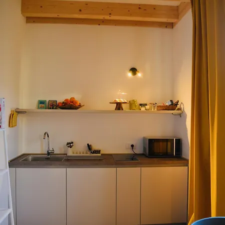 Ξενοδοχείο με διαμερίσματα Nine