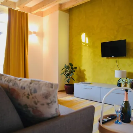 Nine Ξενοδοχείο με διαμερίσματα 4*