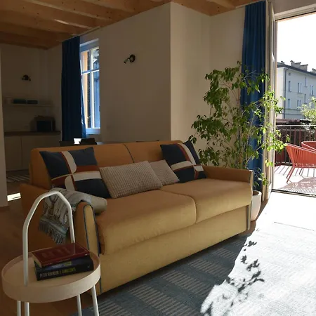 Ξενοδοχείο με διαμερίσματα Nine